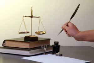 Діни қызметкер мен оның жұмысшысы туралы ертегі